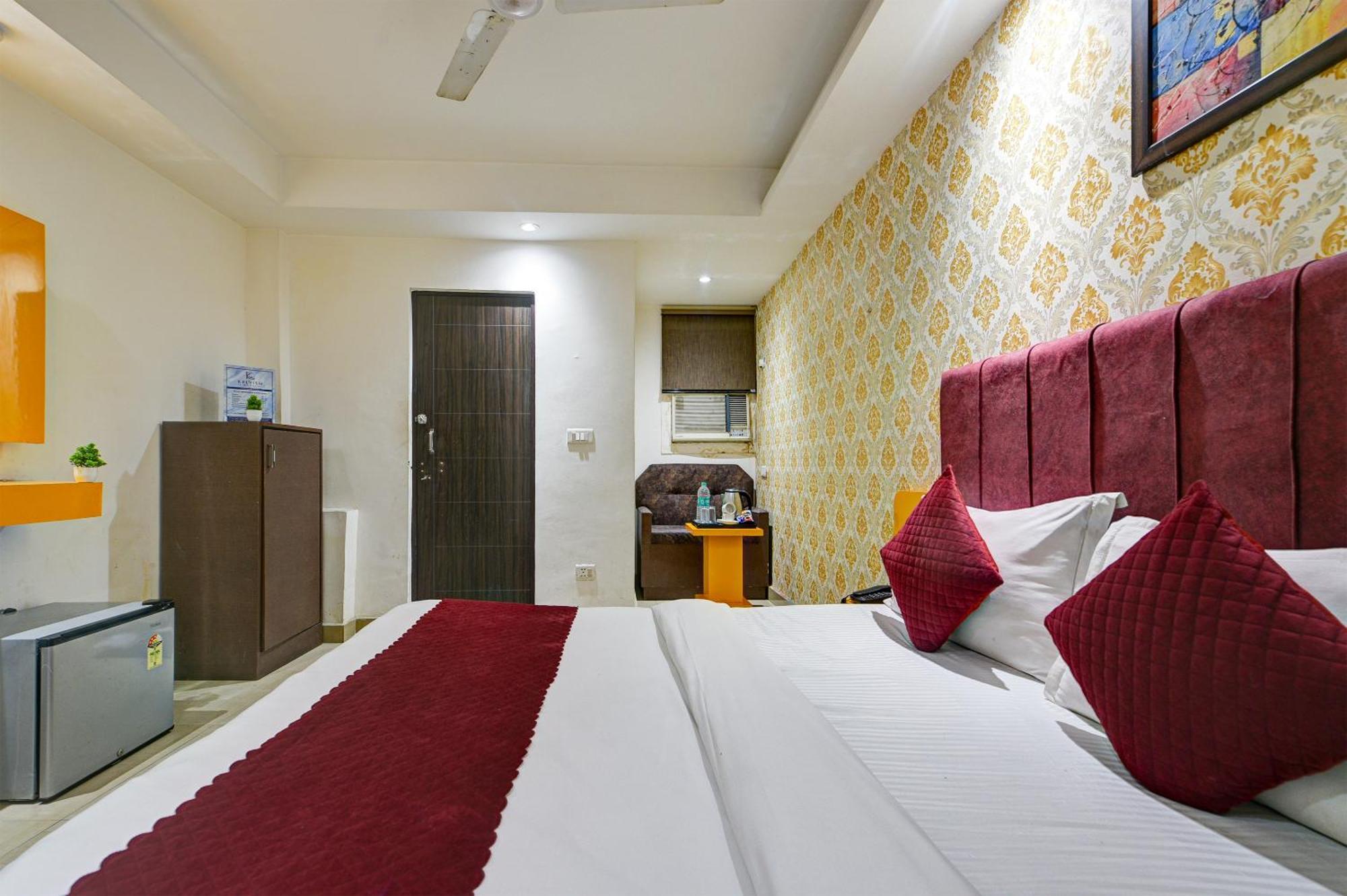 Hotel Platinum With Free Pickup-Delhi Airport Нью-Делі Екстер'єр фото